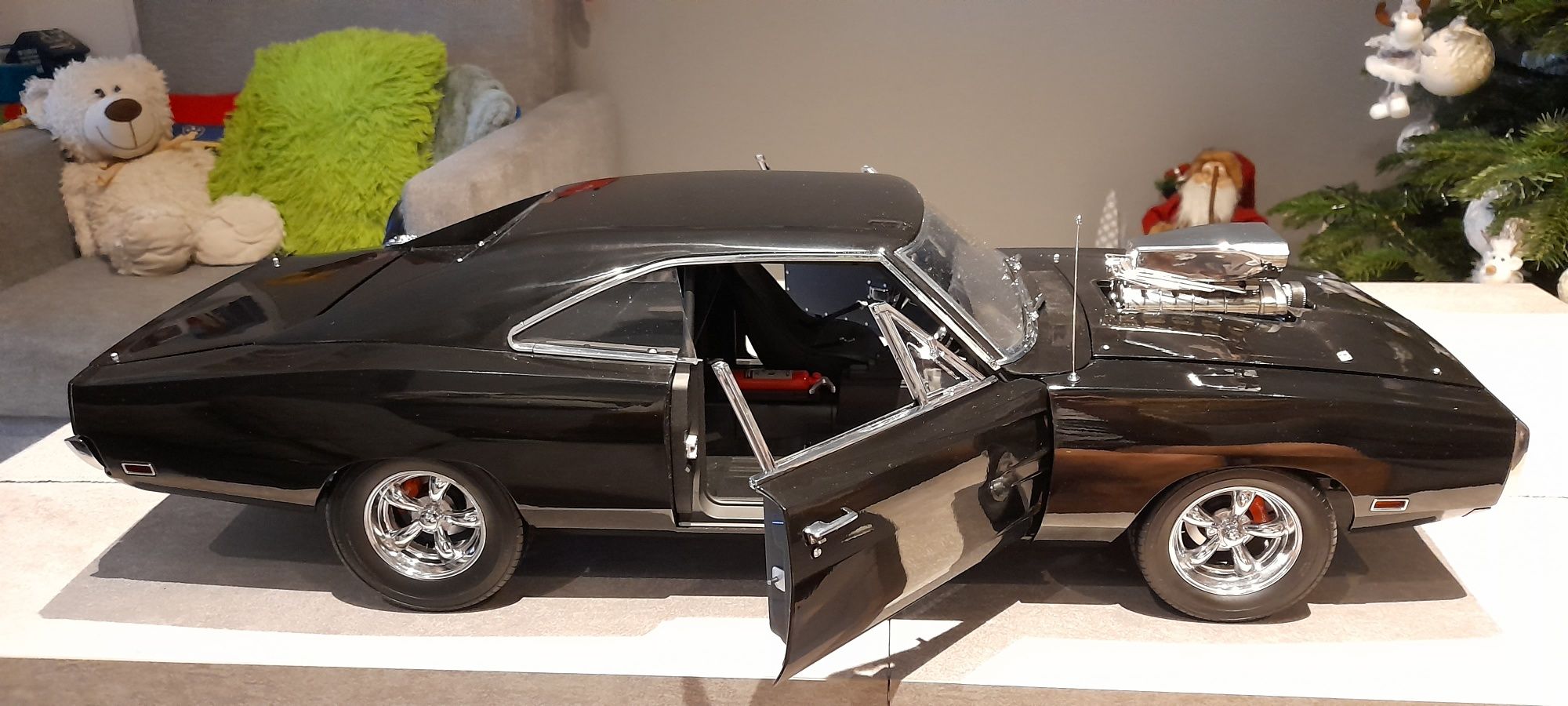 Dodge Charger R/T DeAgostini skala 1:8 kompletny zamiana !!!