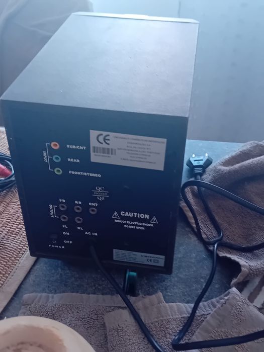 Sistema de cinema em casa