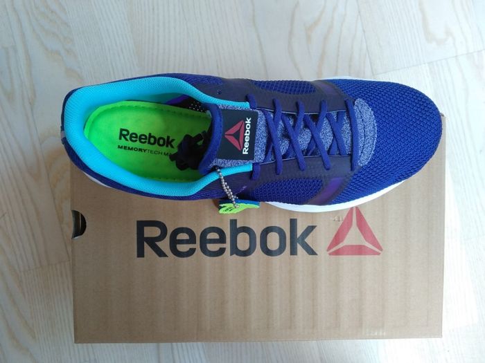 Reebok - оригинал! Новые кроссовки куплены в США! 41 размер.