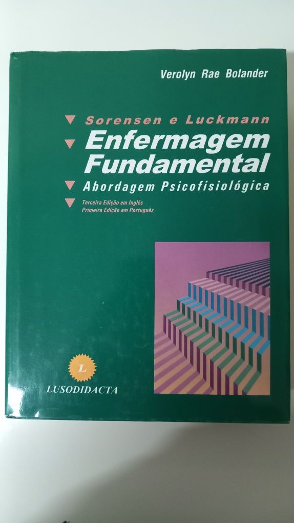 Livro de Enfermagem Fundamental
