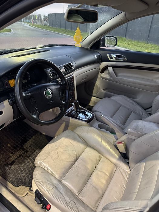 Skoda Superb 2.5 TDI V6 163km 2004 rok