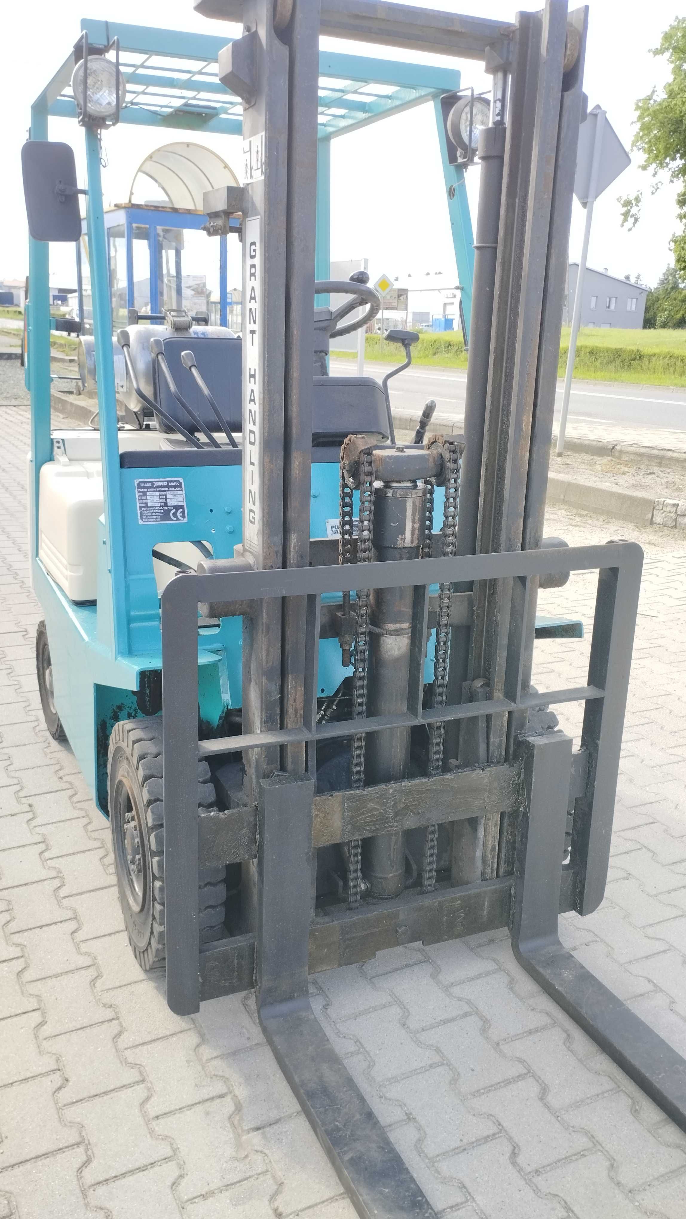Wózek widłowy Puma Yang FG-15 Nissan LPG 1,5 tony