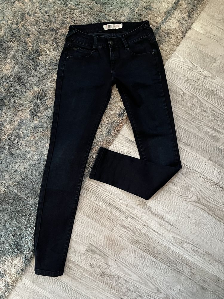 Jeansy Denim Rules by TRF Zara 36 S j nowe elastyczne granatowe