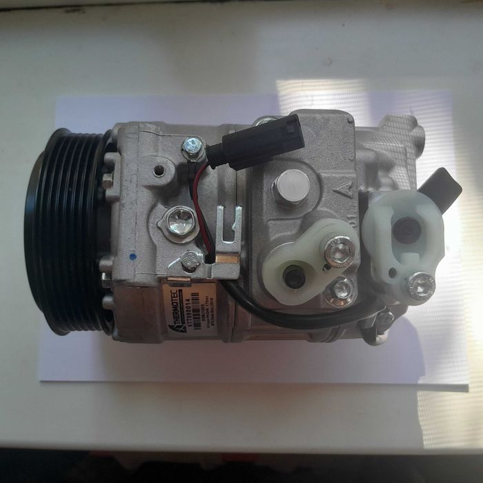 Компрессор кондиционера на автомобиль Мерседес