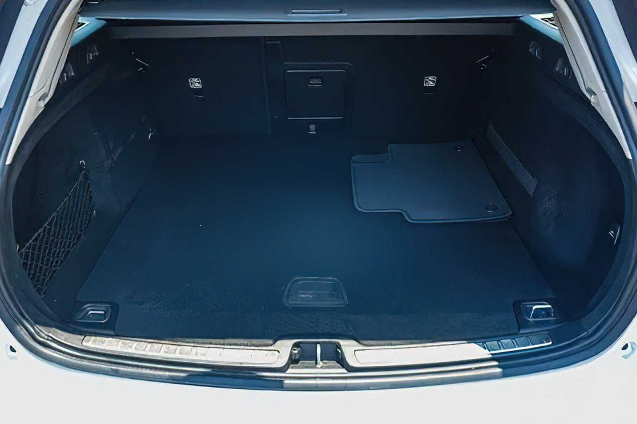 Volvo V60 T5 Momentum      2020