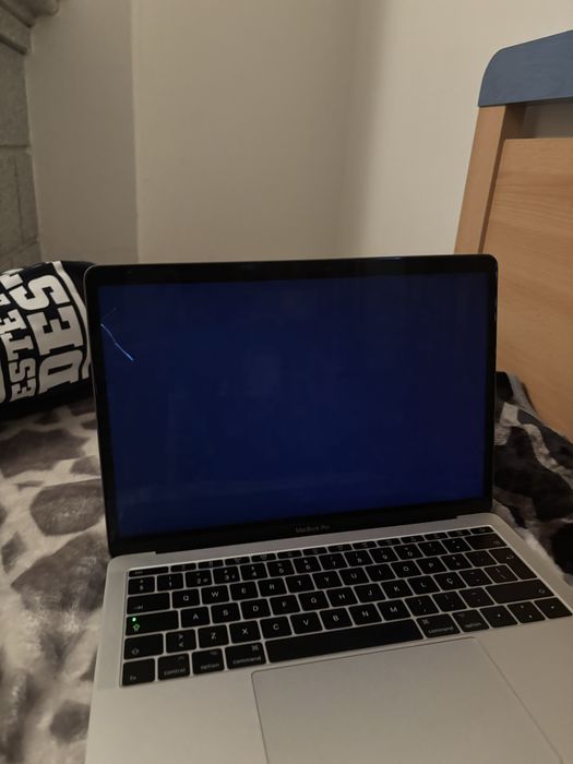 MacBook Pro Retina 13-inch (2017)