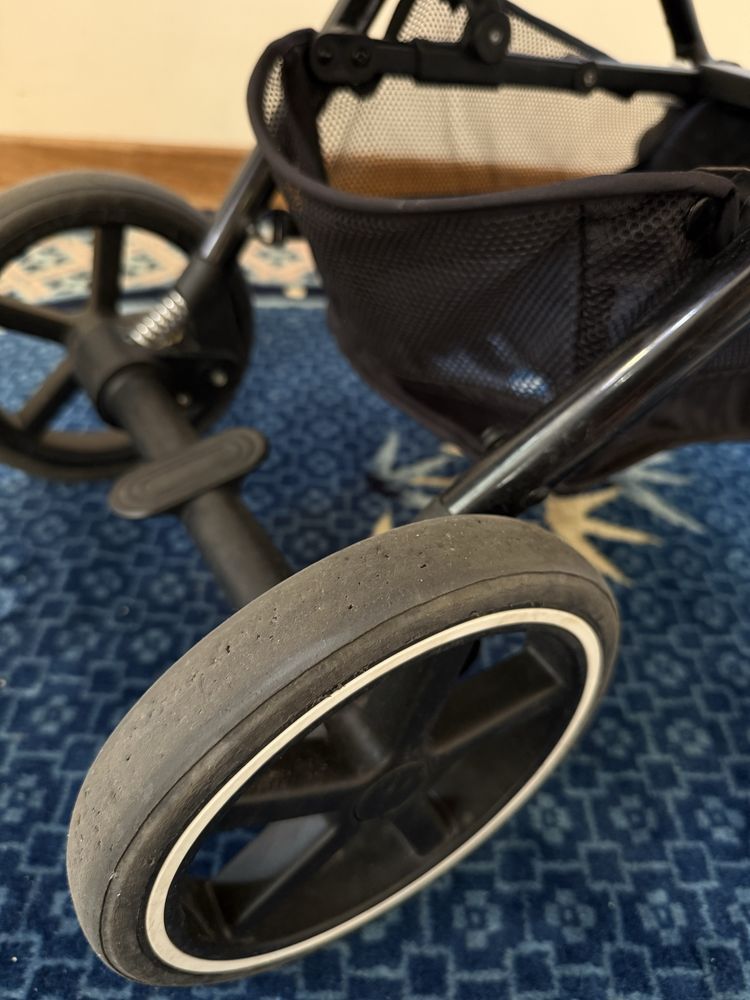 Cybex eezy S 2+