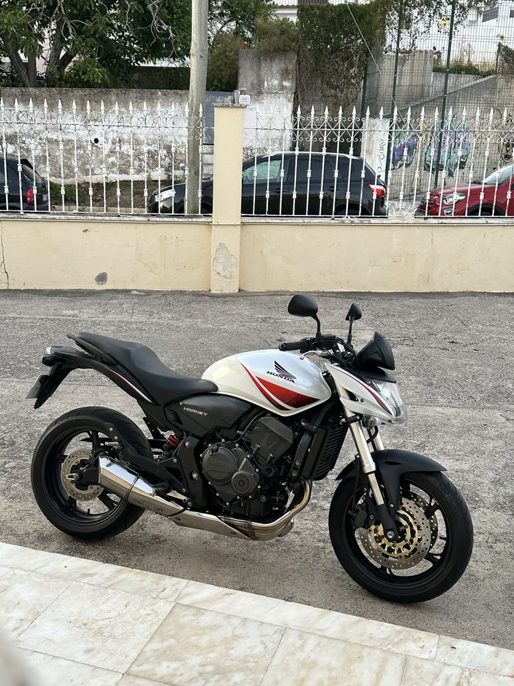 Honda hornet 2010