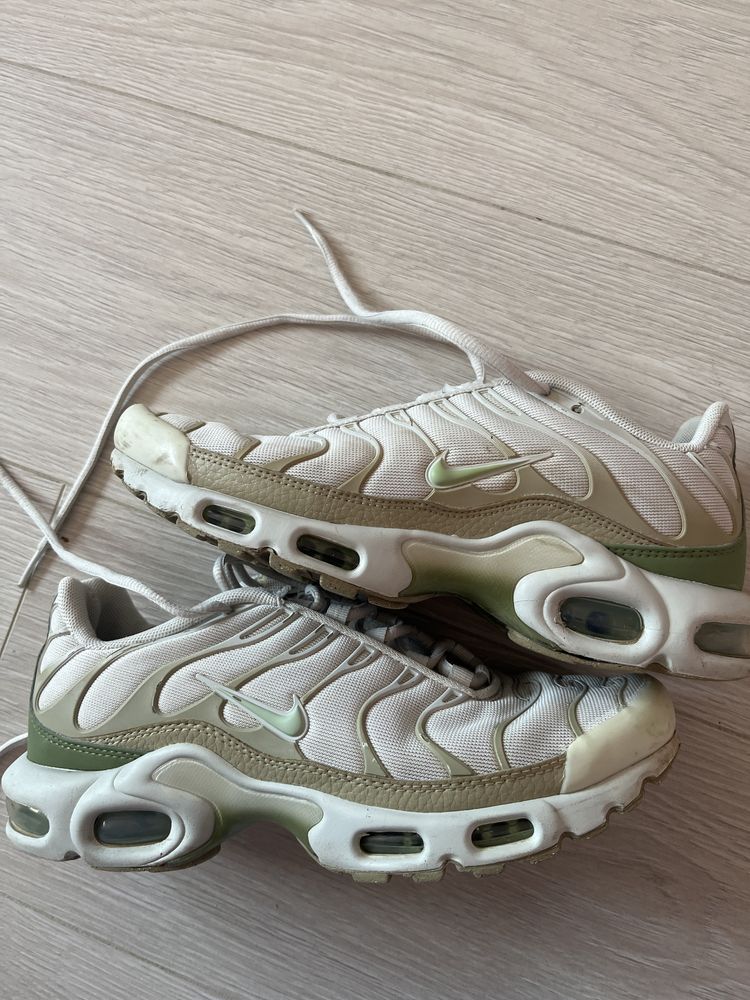 Nike tn green 39