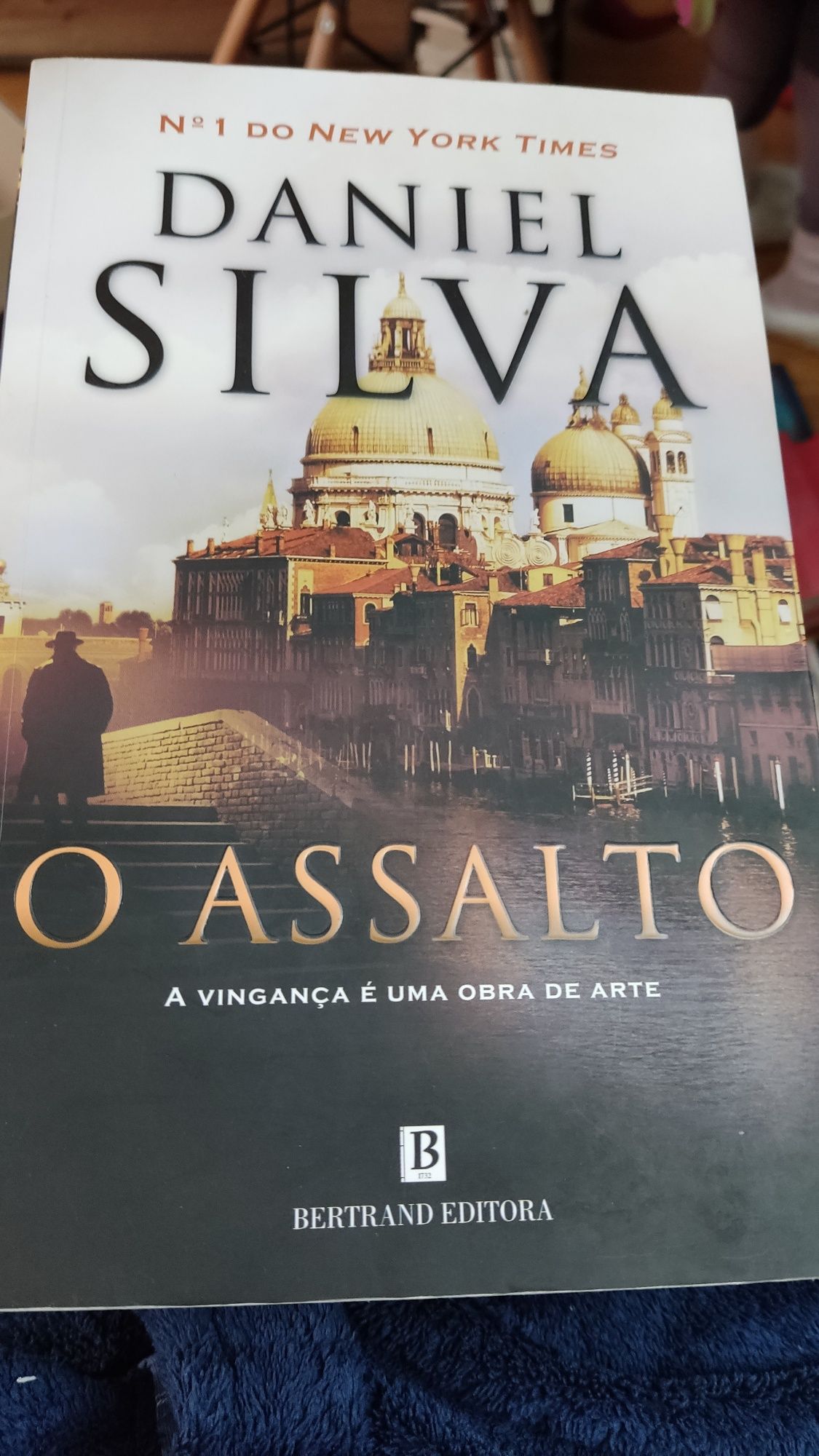 O Assalto - de Daniel Silva