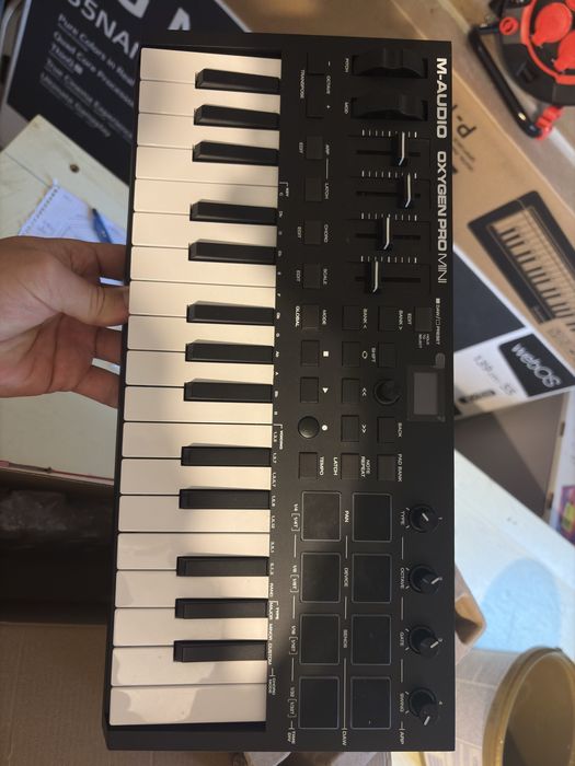 Kontroler MIDI M-Audio Oxygen Pro Mini - jak nowy
