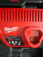 Aparafusadora Milwaukee M12 BPD