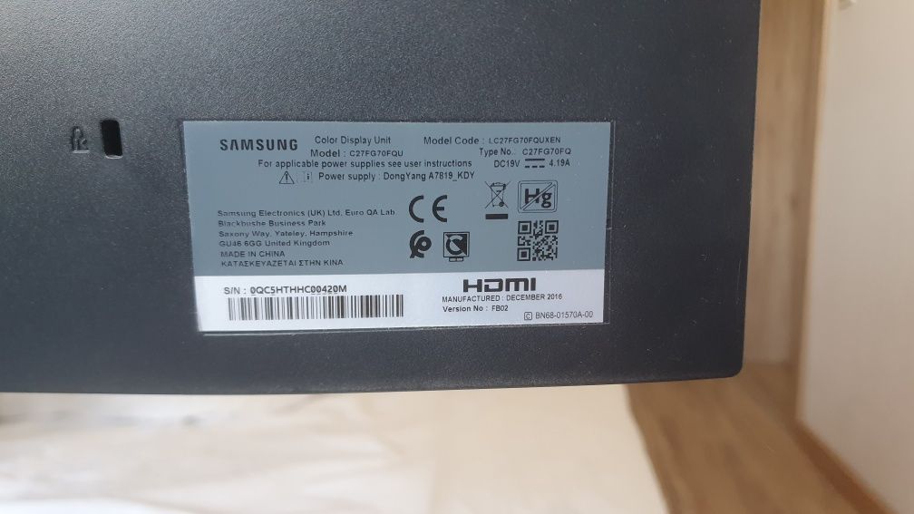 Monitor Samsung 27" Curved LC27fG70FQ LCD VA