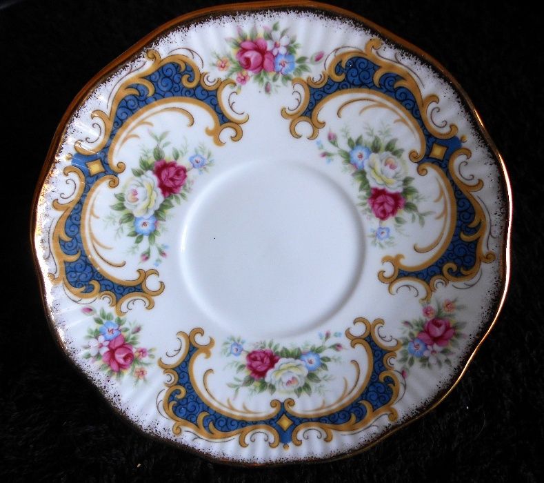 Chávena - Queen`s Fine Bone China (Made in England)