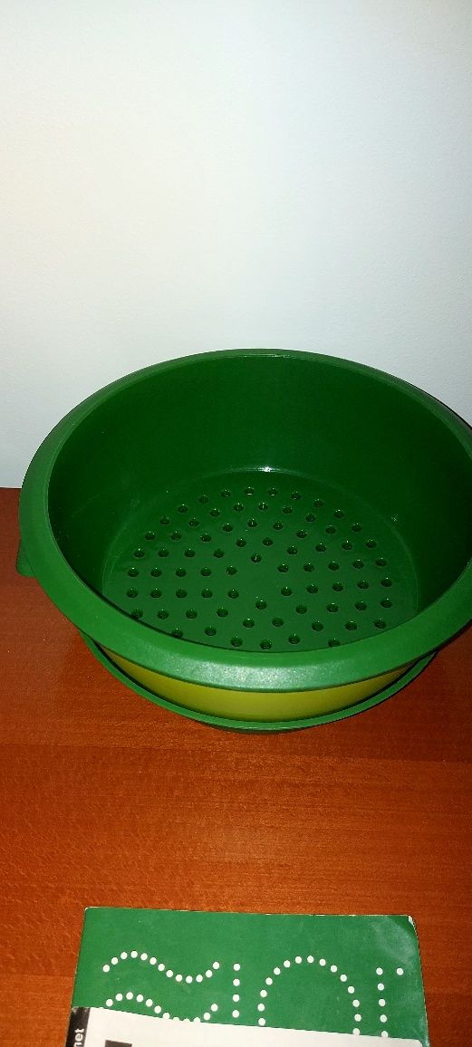 Microgourmet tupperware