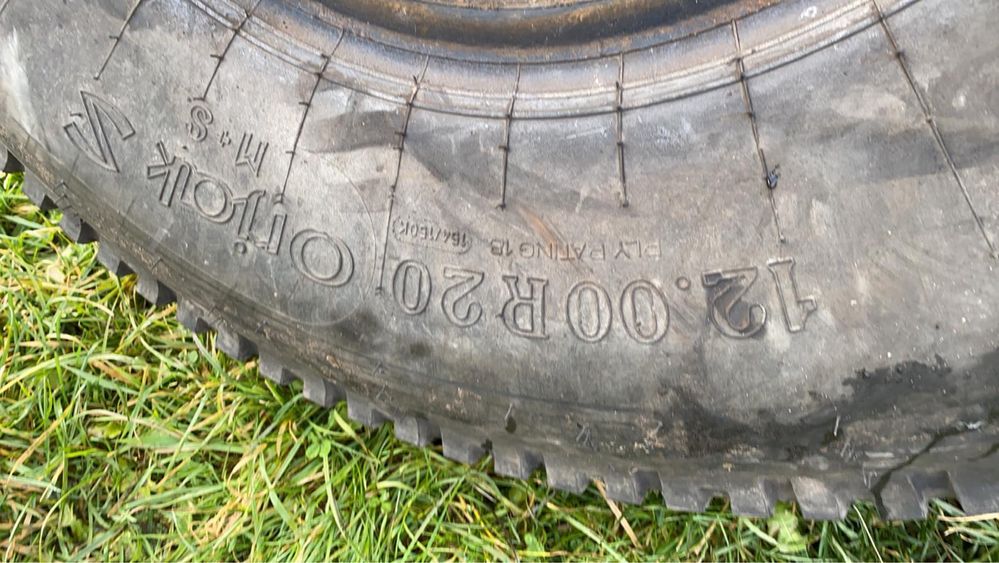 Колеса шини 12 00r20 ..320-508 ..18 слойні
