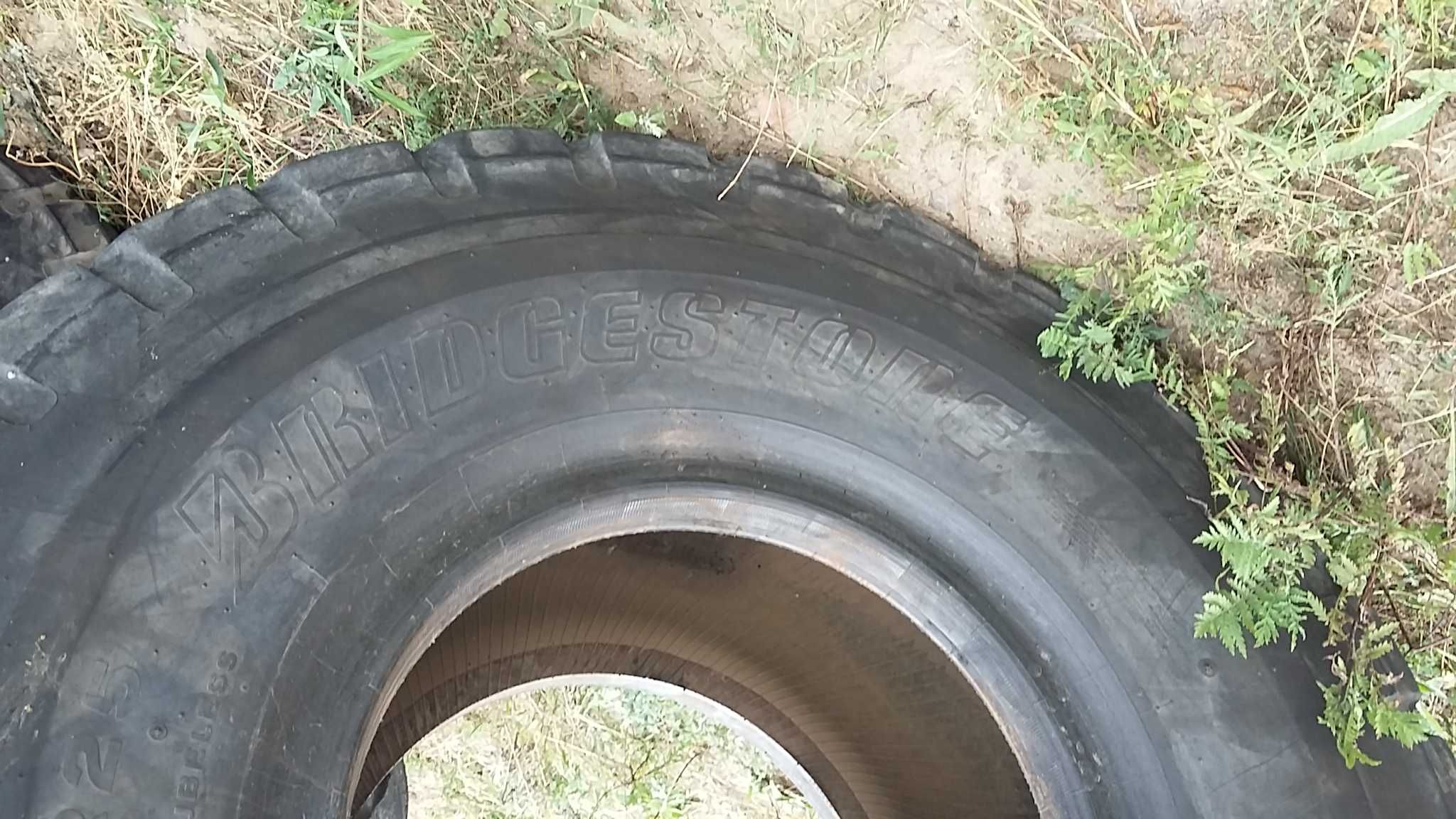 Opona Bridgestone 23,5R25 VJT bez napraw