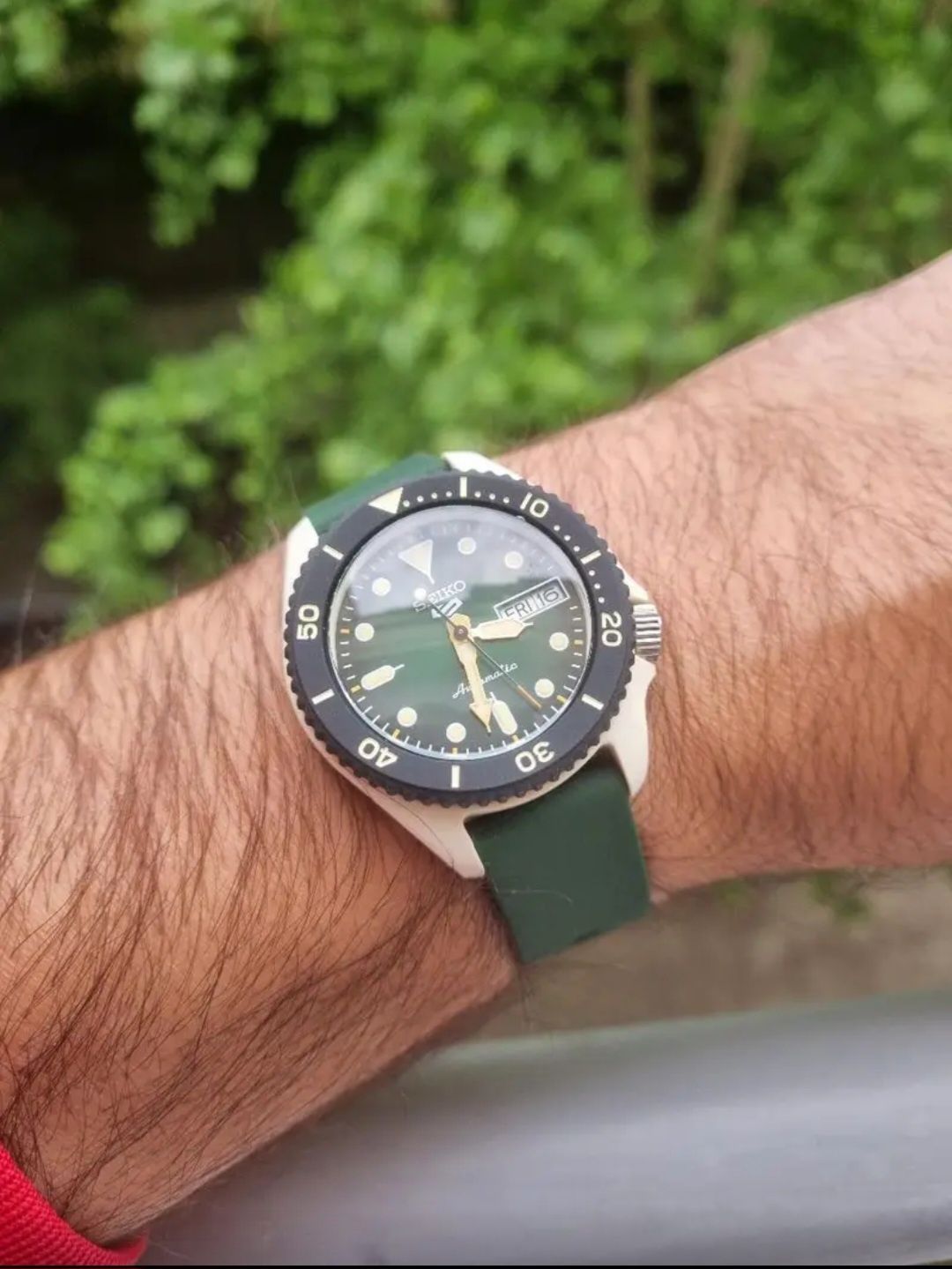 Часы seiko 5 sports