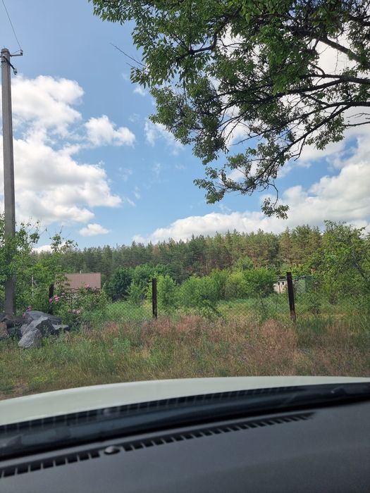 Їжаківка, капітальна дача в сосновому лісі, документи