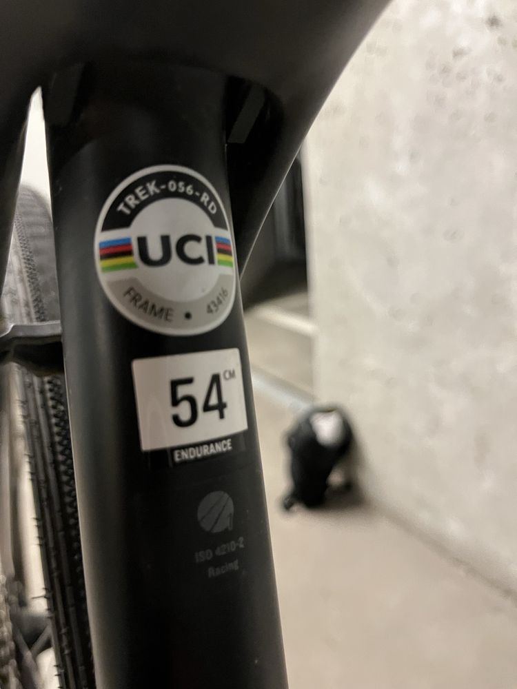 Trek Domane sl5 shimano 105 di2