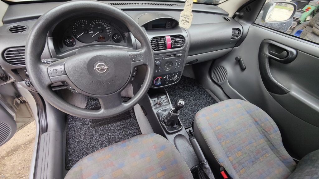 Opel Corsa 1.2 2001r OC i przegląd na rok!