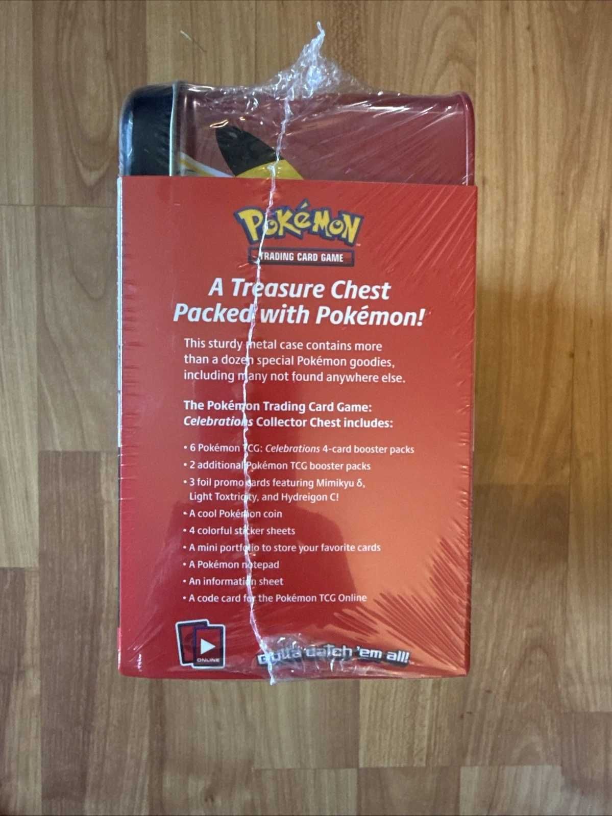 Pokémon TCG: Celebrations Collector Chest