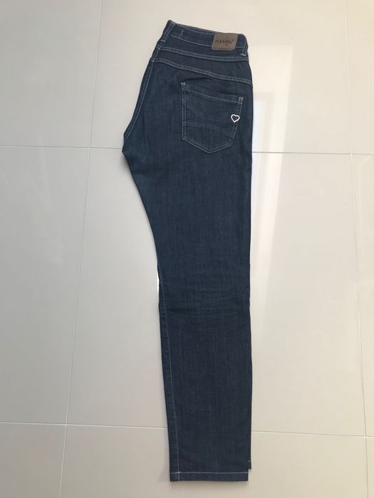 Please granatowe włoskie dżinsy L. Ideał