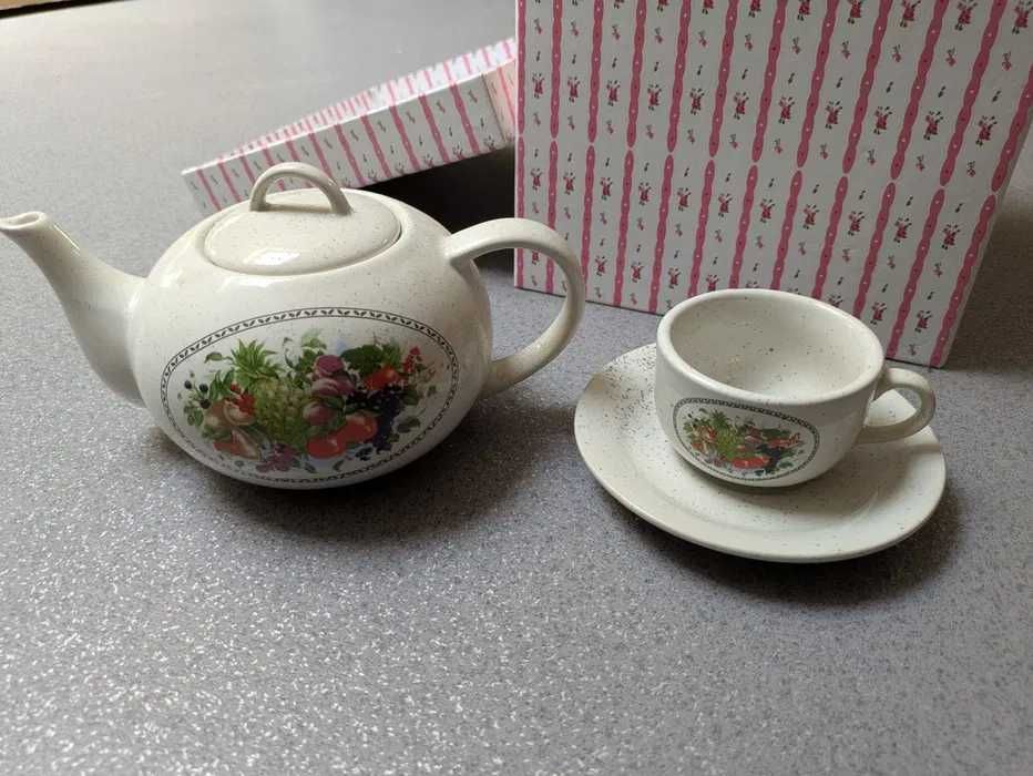 Lote Loiça, Material de Cozinha, Decoração e outras Bugigangas