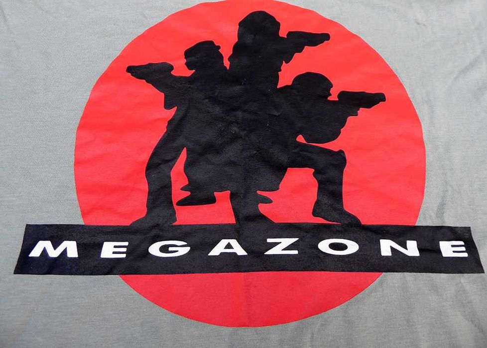 MEGAZONE nowa koszulka T-shirt