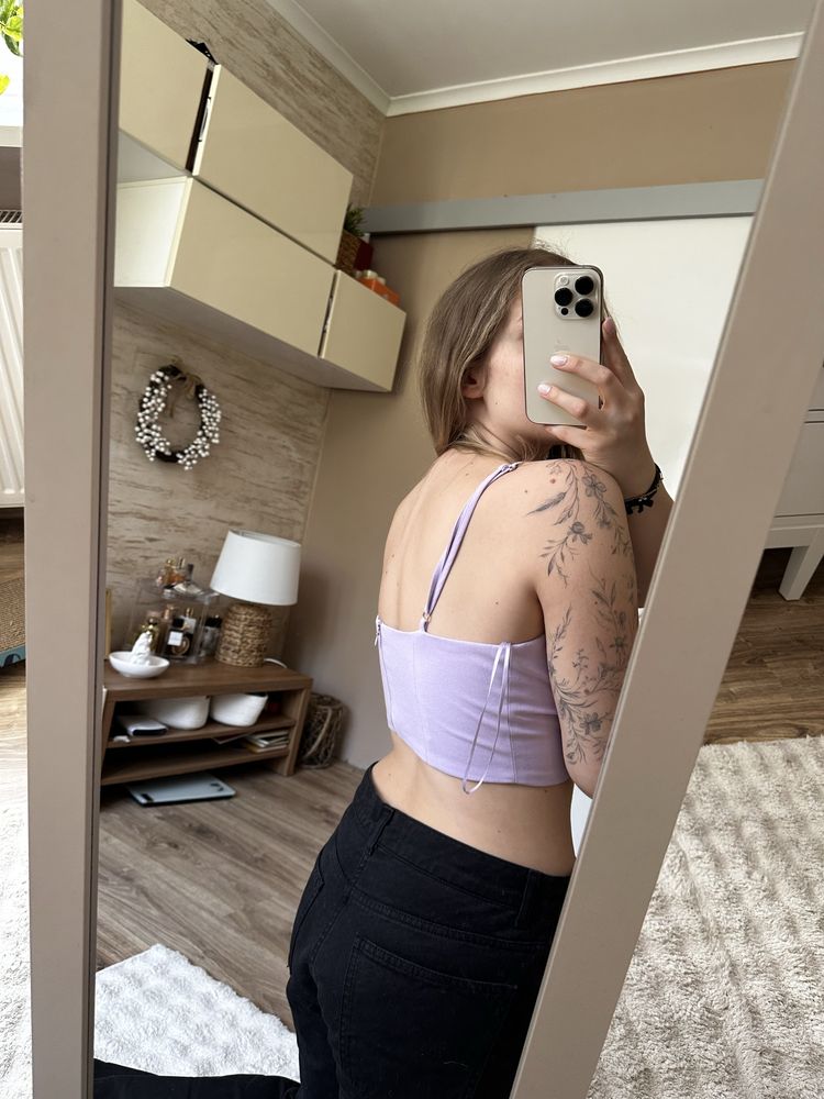 liliowy top na ramiaczka