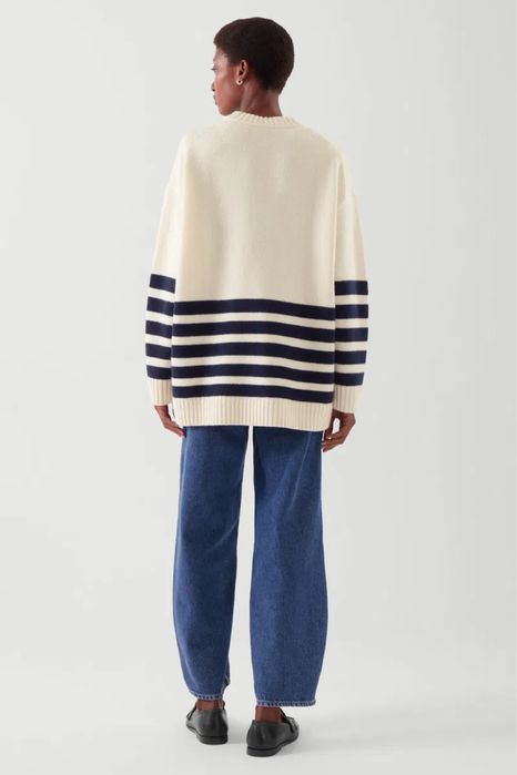 COS молочний кашеміровий джемпер в смужку кашемір светр