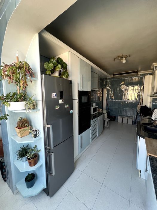 Moveis de cozinha com bancada de pedra para venda