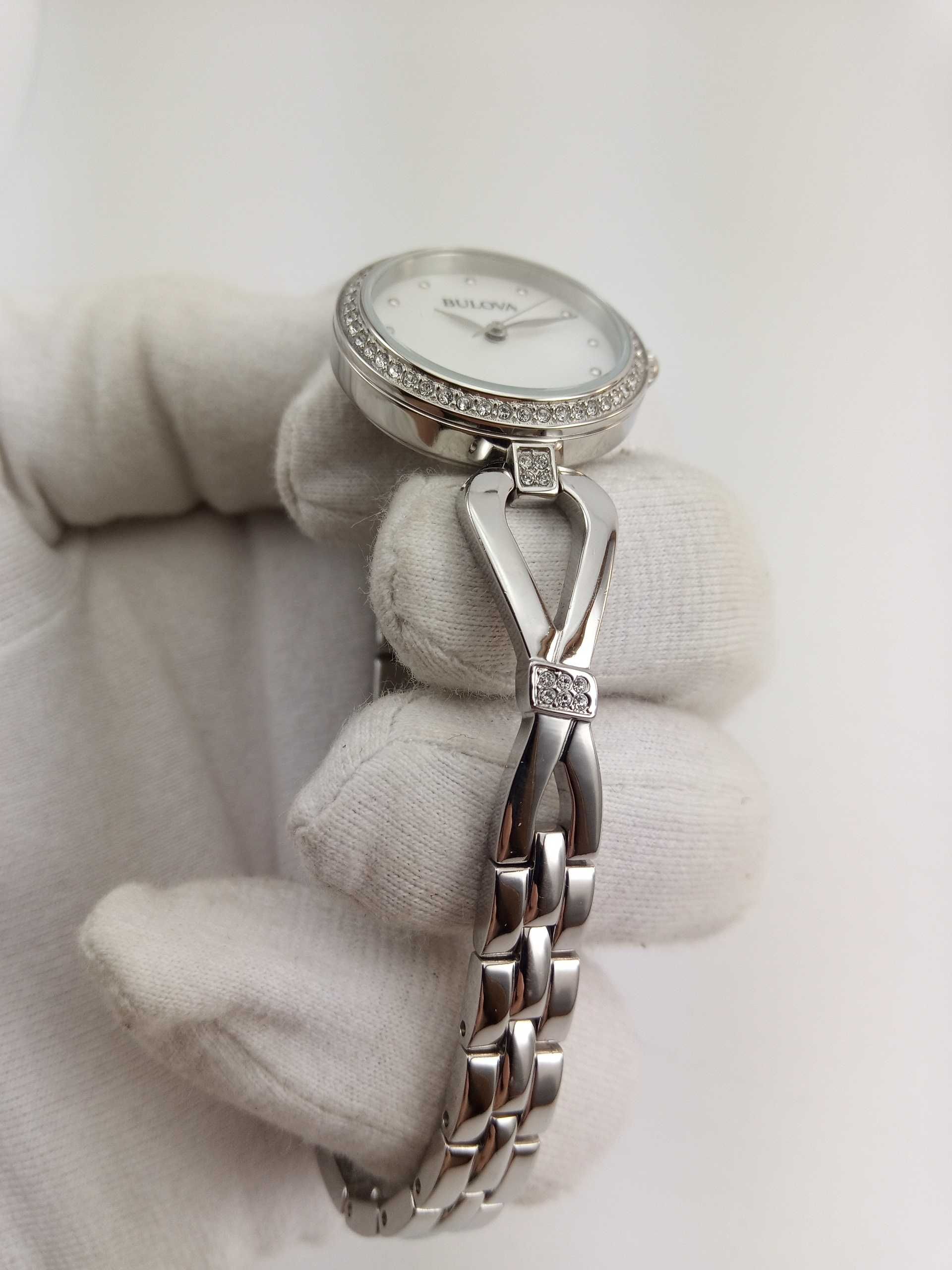 Женские часы Swarovski Bulova 96L216. Идеальный подарок девушке
