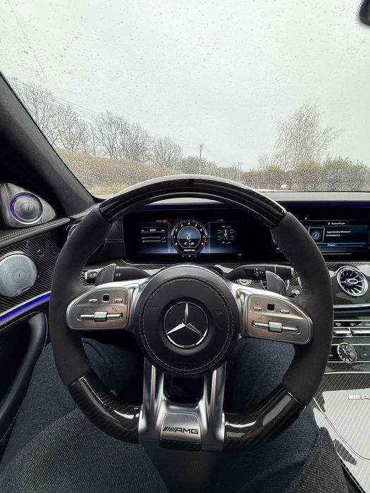 Продам Mercedes-Benz E 63 AMG