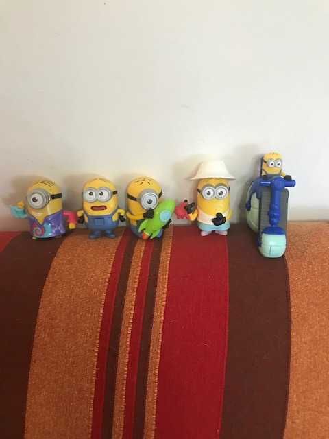 Bonecos Minimus novos