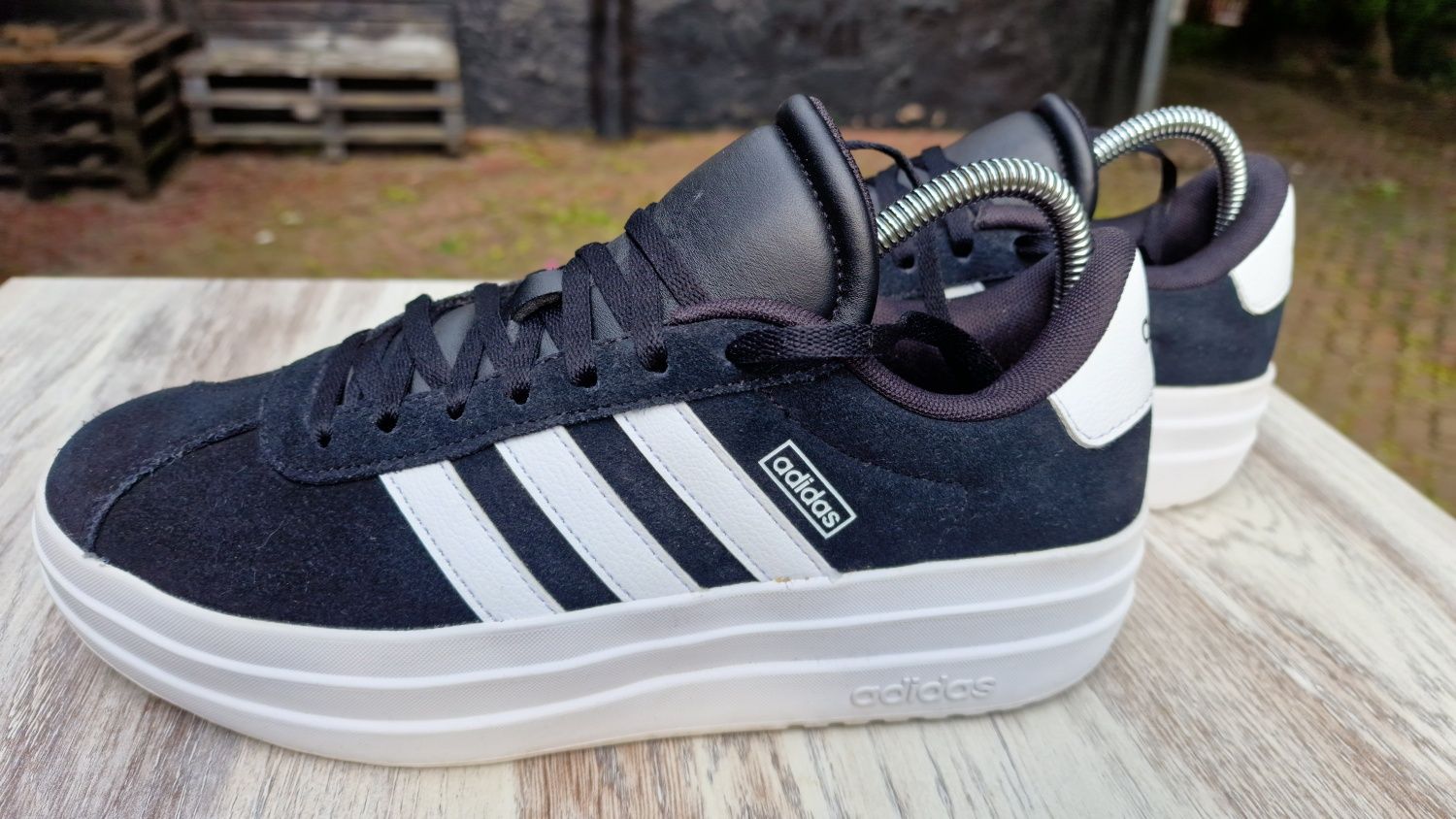 Снікерcи adidas VL Court Bold розмір 40
