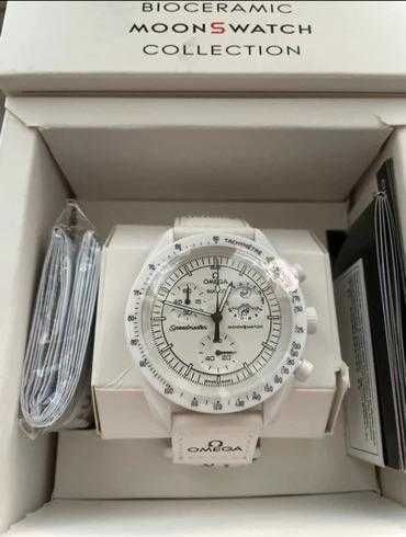 Omega x Swatch SO33W700 - Snoopy z Unikalnym Kodem PL