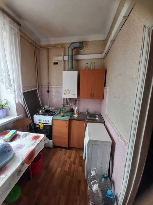 Підселення дівчини в кімнату без хазяйки Замостя