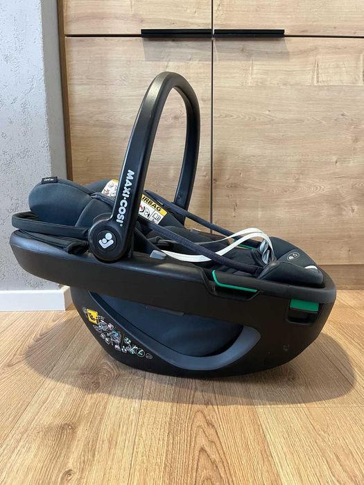 Fotelik Maxi-Cosi Coral 360 z bazą FamilyFix 360 Pro