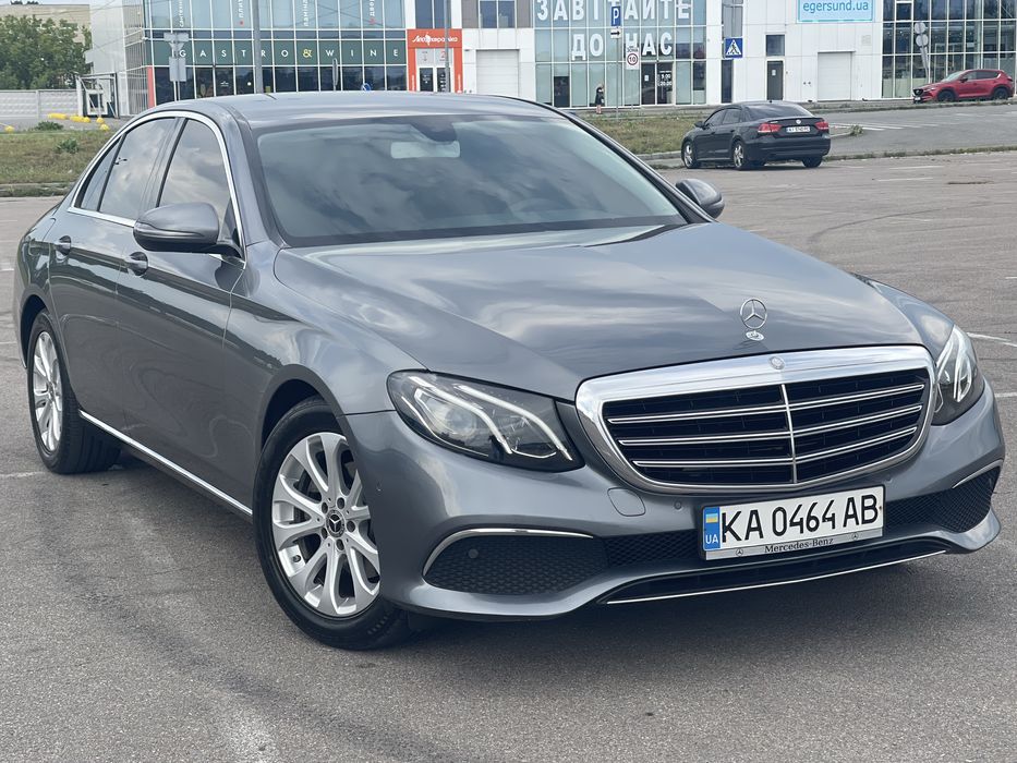 Mersedes-Benz E220