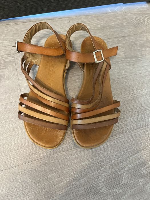 Сандалии босоножки 38 размер кожа