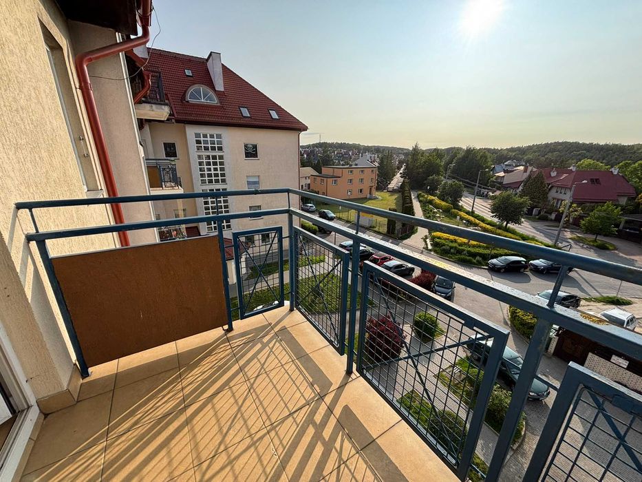 Z widokiem na zieleń 2pok. mieszkanie na Dąbrowie, nieumeblowane.