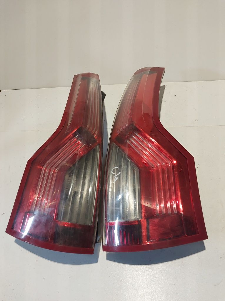 Citroen c4 grand picasso tylna lampa tył prawa lewa prawy lewy lift