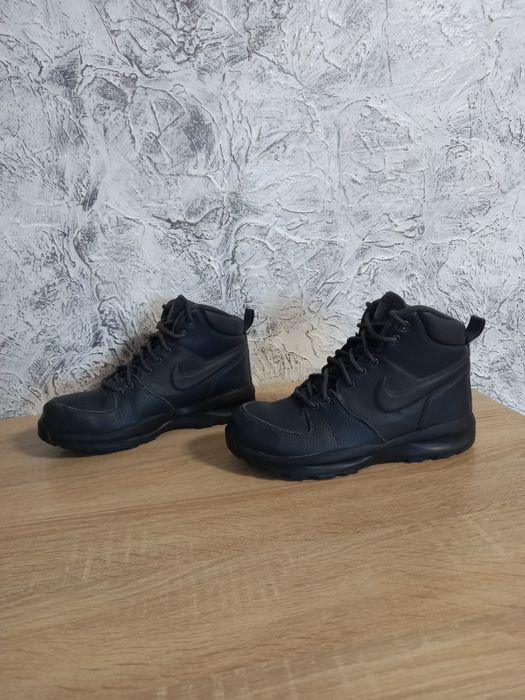 Ботинки-Кроссовки Nike.37-38 р.оригинал