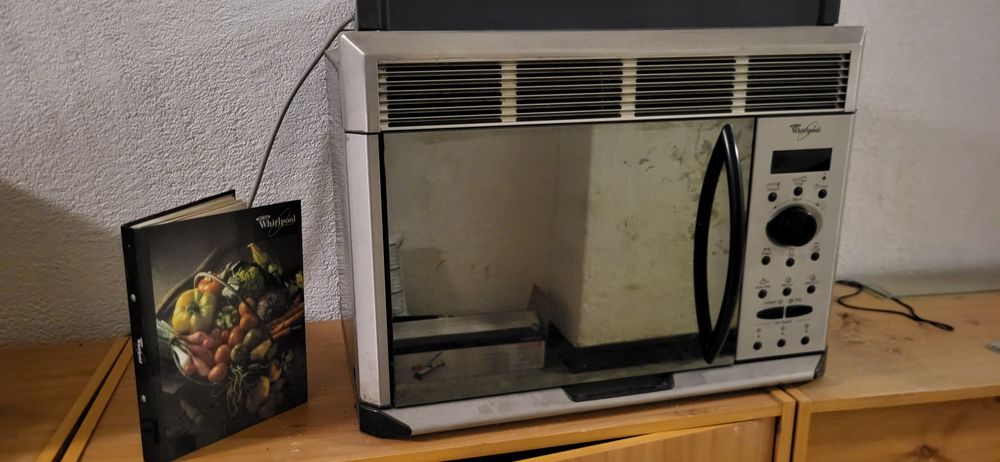 Kuchenka mikrofalowa Whirlpool AVM 955 IX do zabudowy