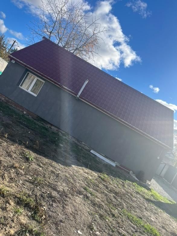 Продам будинок 44 кв м. 14соток землі