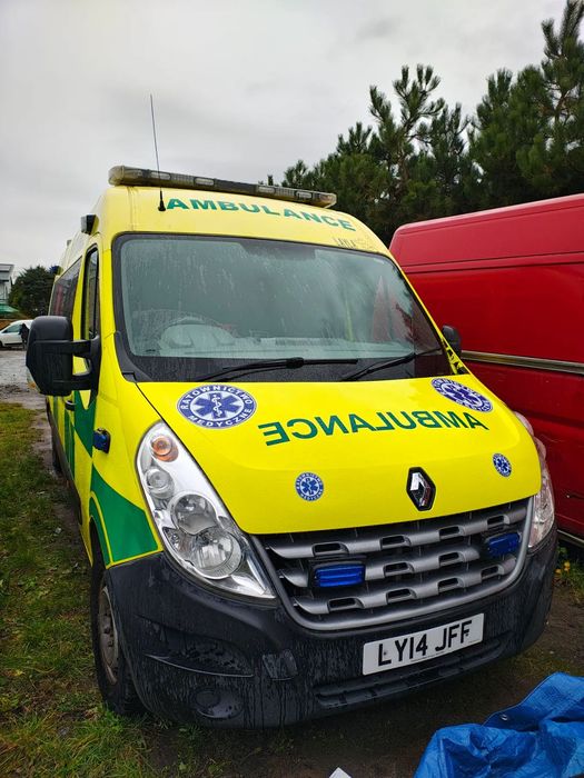 Renault Master  Renault Master 2.3 dCi 125 Ambulans Karetka