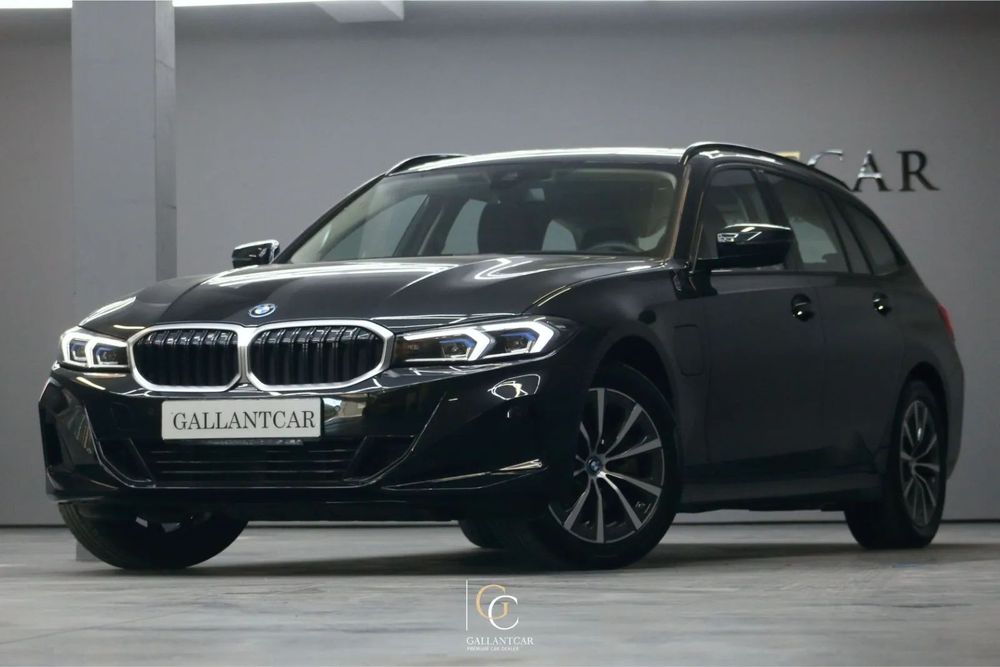 BMW 330 e Touring xDrive Aut.