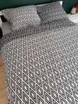 Posciel satynowa z mikrowlokna biala czarna 200x220 dwustronna romby
