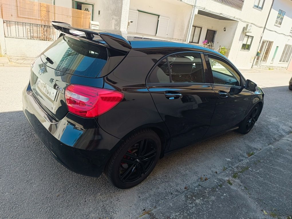 Vendo/troco mercedes A180 CDI com kits a45 amg